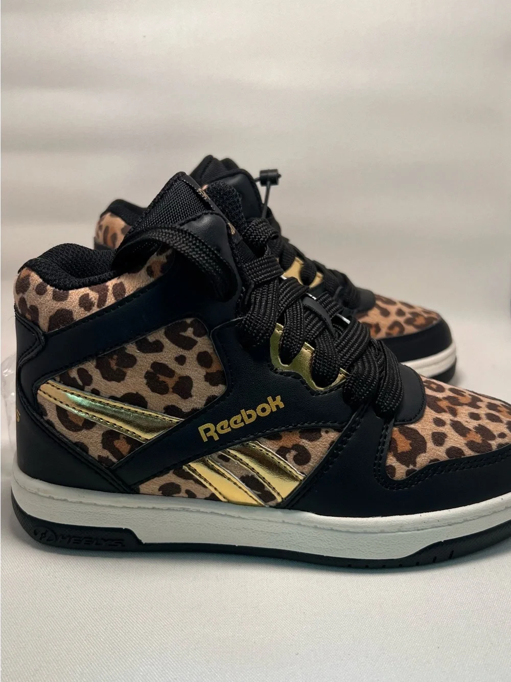 Heelys kids sneakers